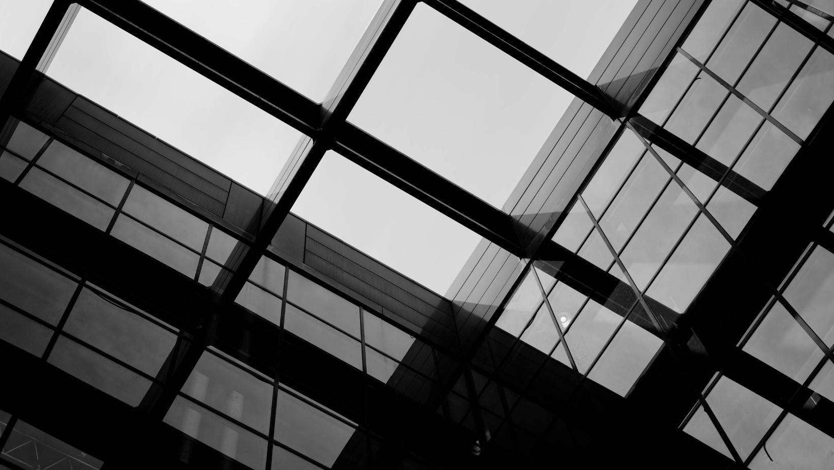 Obras y proyectos de corto y largo plazo Inmuebles-Ingeniería-Arquitectura